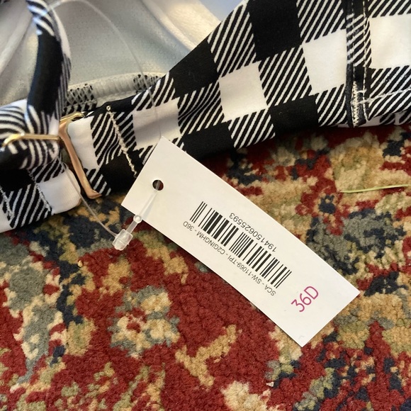 Adore Me Classic Checkered Bikini Top - Picture 8 of 8